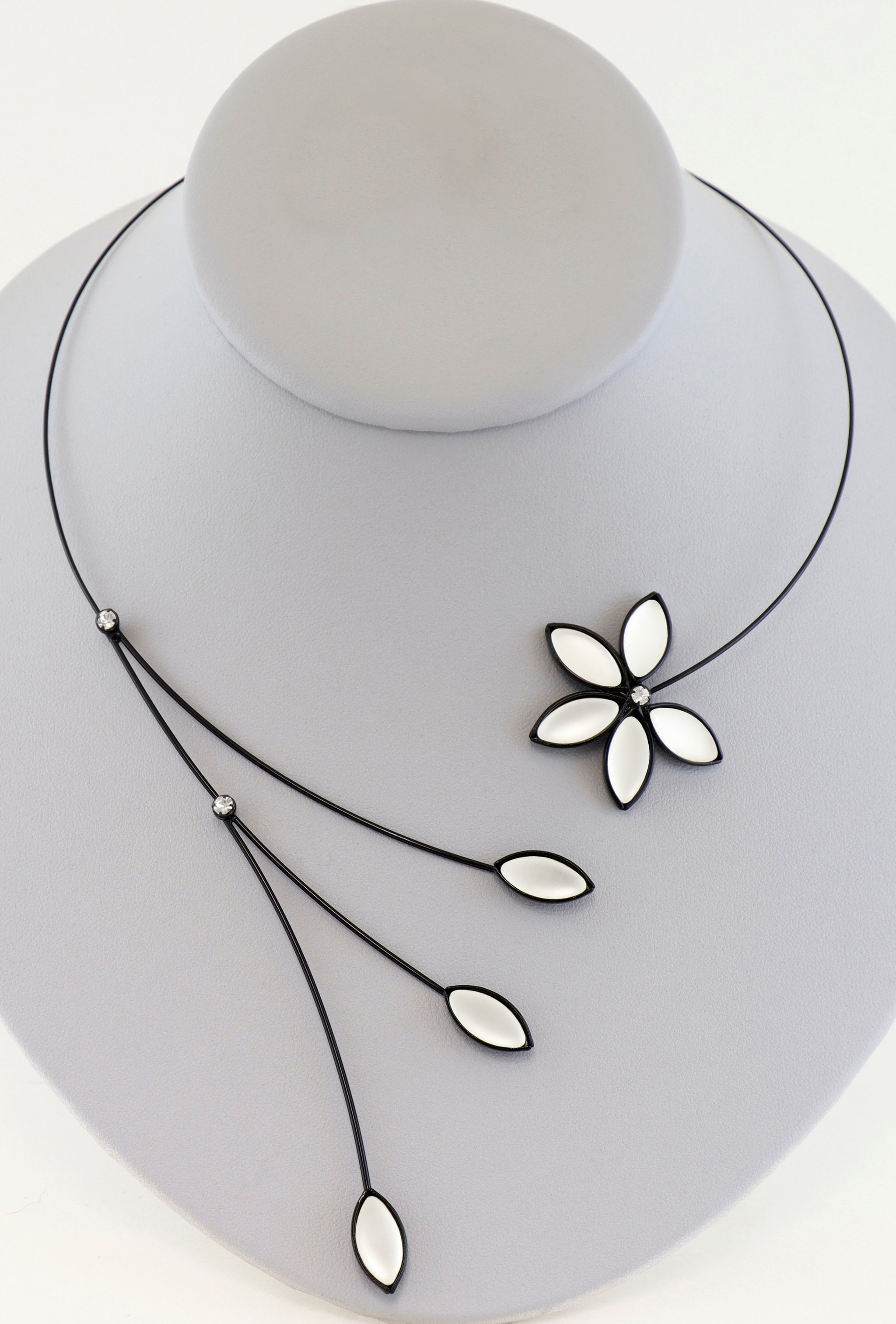 アクセサリー Kristina Kristina Collection | The Official Retail Site